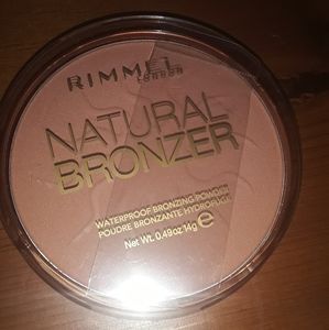 Rimmel SEALED London Natural Bronzer